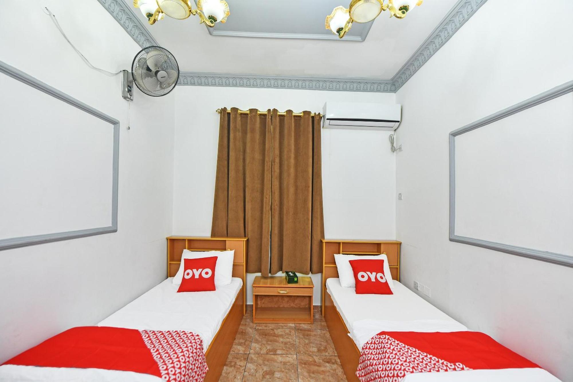 Oyo 140 Al Musafir Apartamento *