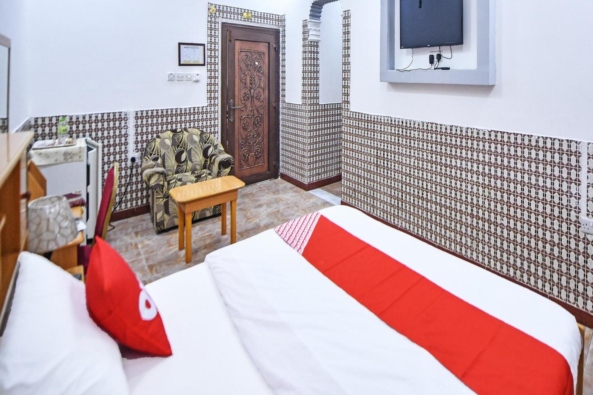 Apartamento Oyo 140 Al Musafir Barka