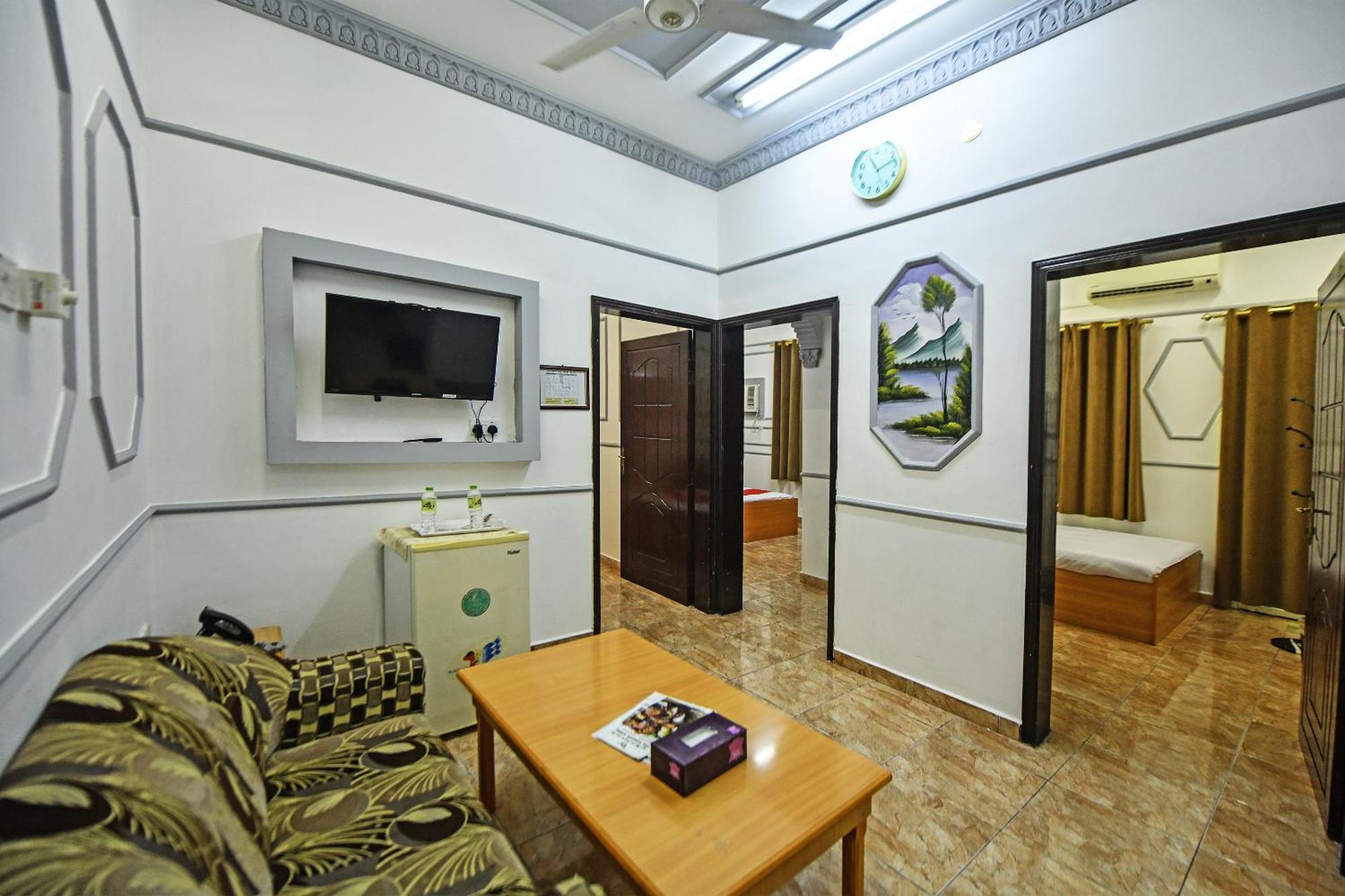 Oyo 140 Al Musafir Apartamento *
